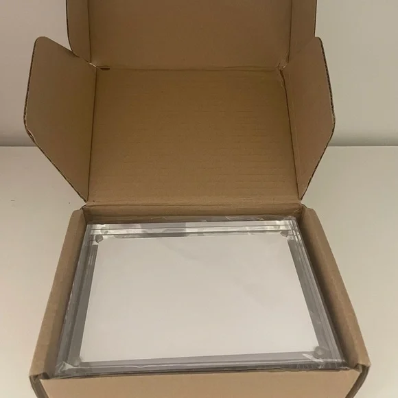 🖼️ 5x7 Double Sided Magnetic Acrylic Picture Frames 🖼️ - Picture 7 of 8